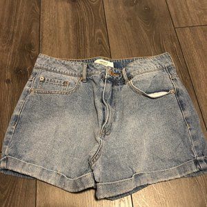 mom shorts
